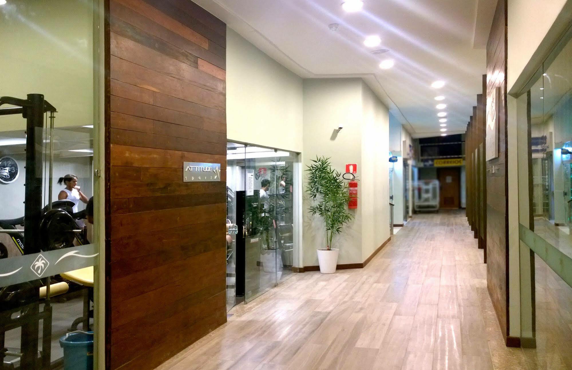 Malibu Plaza Hotel Lauro de Freitas Exterior photo